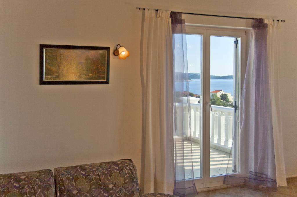 Apartment Parlov Rogoznica  Bilik gambar